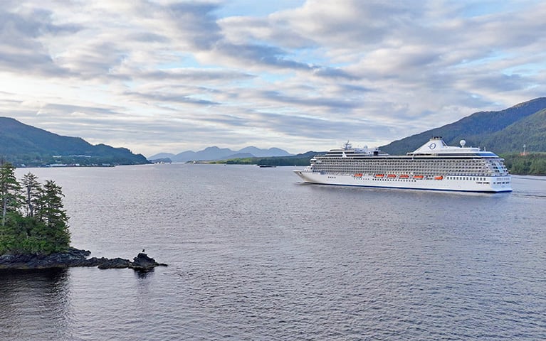 From Voyages Featuring Celebrated Culinary Figures to Eclipses at Sea: Oceania Cruises’ 2026 Specialty Cruises