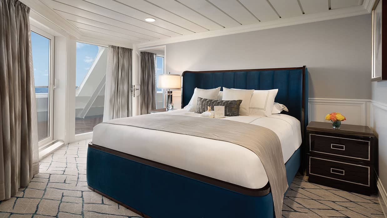 nautica's Owner's Suite Bedroom