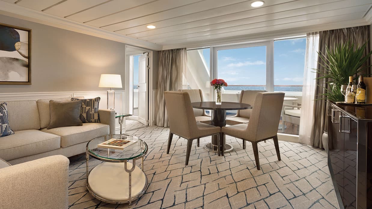 nautica's Owner's Suite Living Room